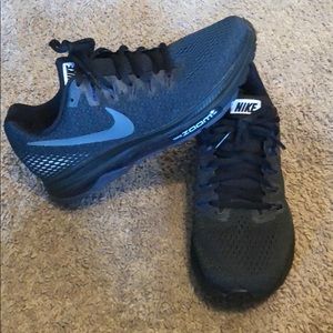 Nike zoom All Out shoes